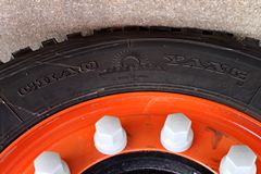 江淮 格尔发A3L重卡 300马力 4X2 港口牵引车(窄体)(HFC4181P2K4A35F)