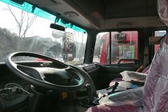 江淮 格尔发A3W重卡 300马力 4X2 港口牵引车(宽体)(HFC4181P1K4A35TF)