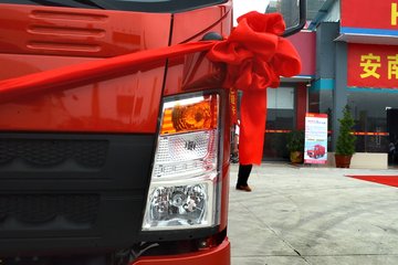 йHOWO ͳ˧ 129 4.2׵ʽῨ(ZZ5047XXYF341BD1Y45)ͼƬ