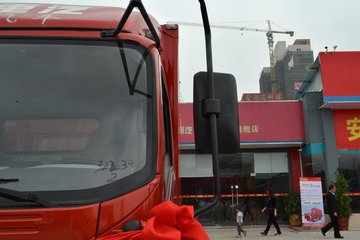 йHOWO ͳ˧ 129 4.2׵ʽῨ(ZZ5047XXYF341BD1Y45)ͼƬ