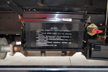 йHOWO ͳ˧ 129 4.2׵ʽῨ(ZZ5047XXYF341BD1Y45)ͼƬ