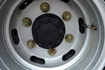 йHOWO ͳ˧ 129 4.2׵ʽῨ(ZZ5047XXYF341BD1Y45)ͼƬ