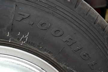 йHOWO ͳ˧ 129 4.2׵ʽῨ(ZZ5047XXYF341BD1Y45)ͼƬ
