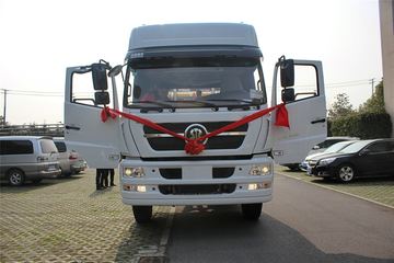 �й����� ˹̫��D7B�ؿ� 340���� 6X4 LNGǣ����ͼƬ