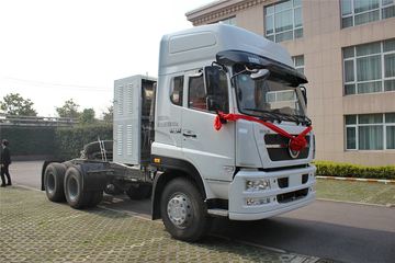 �й����� ˹̫��D7B�ؿ� 340���� 6X4 LNGǣ����ͼƬ