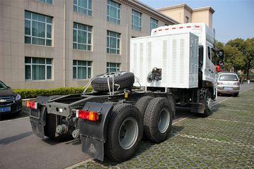 �й����� ˹̫��D7B�ؿ� 340���� 6X4 LNGǣ����ͼƬ