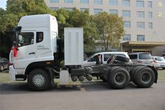 中国重汽 斯太尔D7B重卡 340马力 6X4 LNG牵引车(ZZ4253N3841E1L)