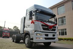 中国重汽 斯太尔D7B重卡 340马力 6X4 LNG牵引车(ZZ4253N3841E1L)