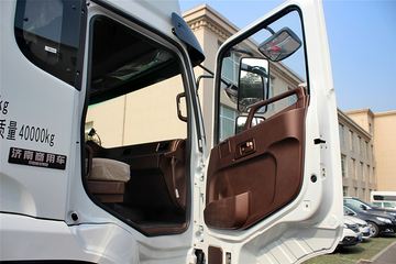 �й����� ˹̫��D7B�ؿ� 340���� 6X4 LNGǣ����ͼƬ