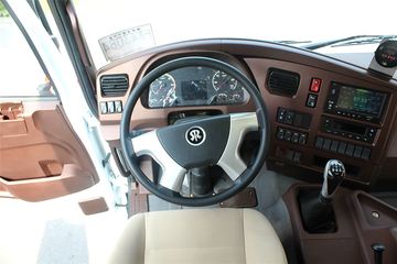 �й����� ˹̫��D7B�ؿ� 340���� 6X4 LNGǣ����ͼƬ