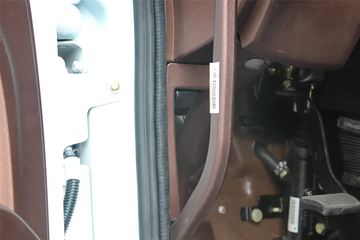 �й����� ˹̫��D7B�ؿ� 340���� 6X4 LNGǣ����ͼƬ