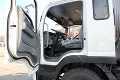 江淮帅铃 威司达W570中卡 重载版 160马力 4X2 7.6米厢式载货车