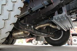 格尔发K3&nbsp;平板运输车底盘图片