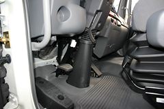 江淮帅铃 威司达W530中卡 165马力 4X2 6.8米排半栏板载货车(HFC1121P70K1E1) 江淮帅铃 威司达W530中卡 165马力 4X2 6.8米排半栏板载货车(HFC1121P70K1E1)