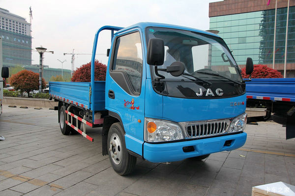 江淮 康铃26窄体 68马力 3.3米单排栏板轻卡(LC5T190)