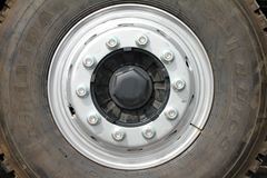 四川现代 创虎XCIENT重卡 340马力 8X4 7.6米自卸车(CHM3310KPQ72M)