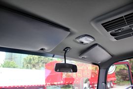 瑞越&nbsp;载货车驾驶室                                               图片