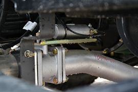 神力L4&nbsp;牵引车底盘                                                图片