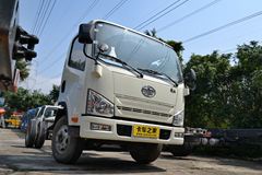 解放 J6F 124马力 3260轴距单排轻卡底盘(CA1041P40K2L1BE4A84)