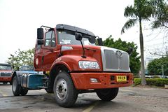 一汽柳特 新安捷(L5R)中卡 220马力 4X2长头牵引车(CA4140K2E4R7A95)