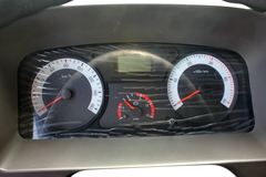 四川现代 瑞越轻卡 130马力 4.1米自卸车(CNJ3120ZPB37M)