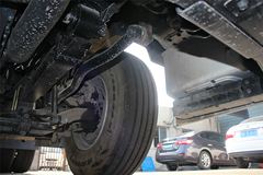 四川现代 创虎XCIENTP520重卡 520马力 6X4 AMT自动挡牵引车(CHM4251KPQ49M)