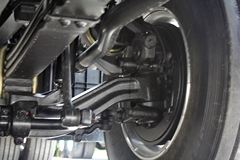 四川现代 创虎XCIENTP440重卡 轻量化版 440马力 6X4牵引车(CHM4251KPQ49M)