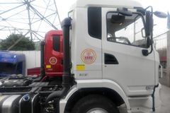 大运 N6中卡 165马力 4X2 6.2米栏板载货车(CGC1161D4UAB)