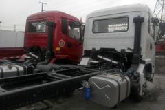 大运 N6中卡 165马力 4X2 6.2米栏板载货车(CGC1161D4UAB)