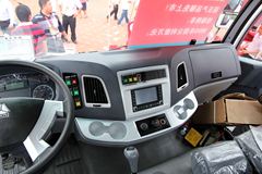 中国重汽 斯太尔M5G重卡 240马力 4X2牵引车(ZZ4181N361GE1)