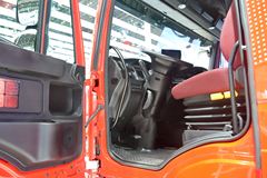 上汽红岩 杰狮S100重卡 480马力 6X4牵引车(CQ4255HXG334) 上汽红岩 杰狮S100重卡 480马力 6X4牵引车(CQ4255HXG334)