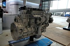 东风康明斯ISZ520 41 520马力 13L 国四 柴油发动机