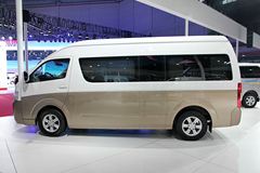 福田商务车 蒙派克S 136马力 封闭厢式货车