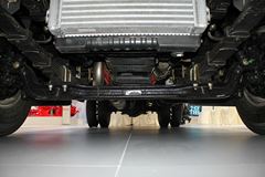 福田 欧马可1系 150马力 4.165米单排厢式轻卡(BJ5049V8BD6-FB)