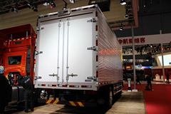 一汽解放 J6L中卡 180马力 4X2厢式载货车(CA5160XYKP62K1L3A2E4)