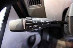 一汽解放 J6L中卡 180马力 4X2厢式载货车(CA5160XYKP62K1L3A2E4)