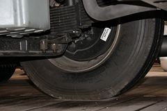 一汽解放 J6L中卡 180马力 4X2厢式载货车(CA5160XYKP62K1L3A2E4)