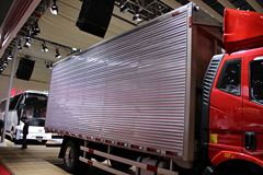 一汽解放 J6L中卡 180马力 4X2厢式载货车(CA5160XYKP62K1L3A2E4)
