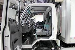 庆铃 五十铃600P 120马力 4X2 冷藏车(QL5040XLCA1HAJ)