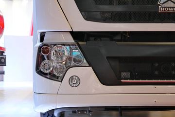 �й����� HOWO T5G�п� 180���� 4X2 6.92����ʽ�ػ���ͼƬ