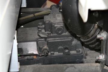 �й����� HOWO T5G�п� 180���� 4X2 6.92����ʽ�ػ���ͼƬ