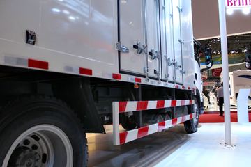 �й����� HOWO T5G�п� 180���� 4X2 6.92����ʽ�ػ���ͼƬ