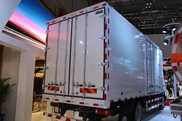 �й����� HOWO T5G�п� 180���� 4X2 6.92����ʽ�ػ���ͼƬ