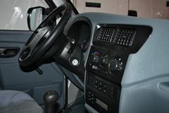 重汽王牌 W1系 1.8L 62马力 柴油 2.3米双排栏板微卡(CDW1030S1M4)