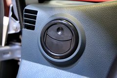 重汽王牌 W1系 1.8L 62马力 柴油 2.3米双排栏板微卡(CDW1030S1M4)