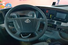 东风柳汽 乘龙H7重卡 旗舰版 400马力 6X4牵引车(LZ4251QDCA)