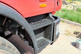 格尔发A3&nbsp;牵引车外观                                                图片