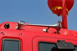 格尔发A3&nbsp;牵引车外观                                                图片