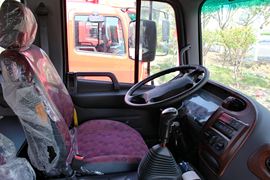 格尔发A3&nbsp;牵引车驾驶室                                               图片