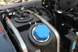 格尔发A3&nbsp;牵引车底盘                                                图片